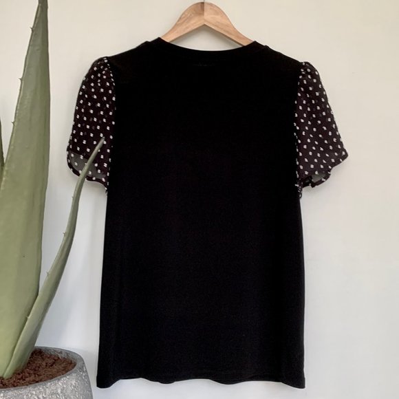 NWT Anna Klein M Polka dot sleeve top in black and white - Picture 2 of 5